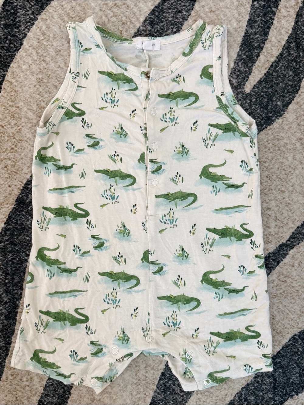 Angel Dear "Crayon Alligators" sleeveless shortie romper 18-24